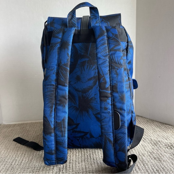 Herschel Supply Co. Dawson Blue Hawaiian Print Backpack - Picture 7 of 16